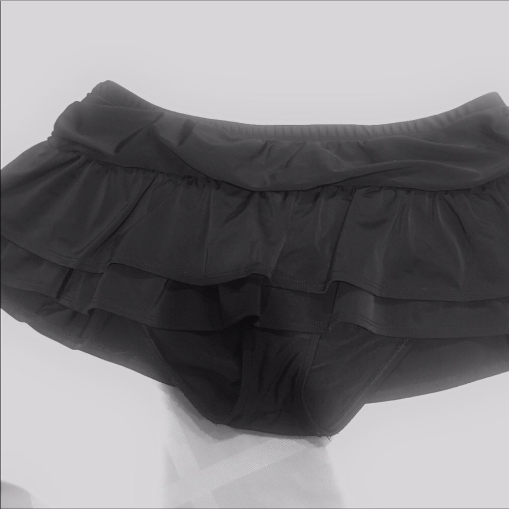 Torrid swim skirt black